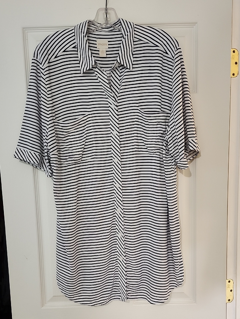 Chicos Size 3 Horizontal Striped Short Sleeve Blouse Navy & White